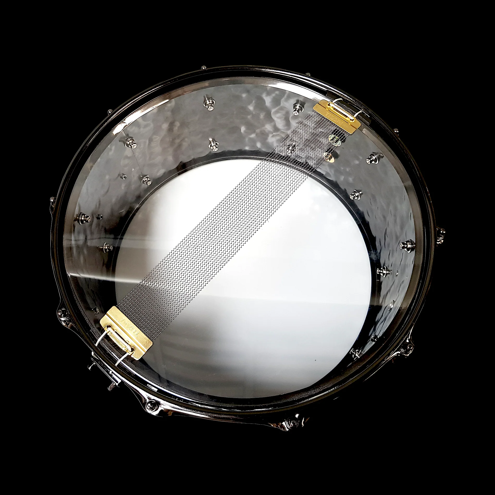 Chaos Metal Forge 14x6.5 Hammered Brass Beat Snare Drum - Black Nickel - Image 6